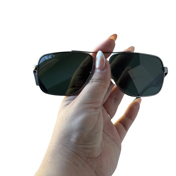 New without Tags Ray-Ban Black/Silver Aviator Sunglasses - Picture 6 of 14